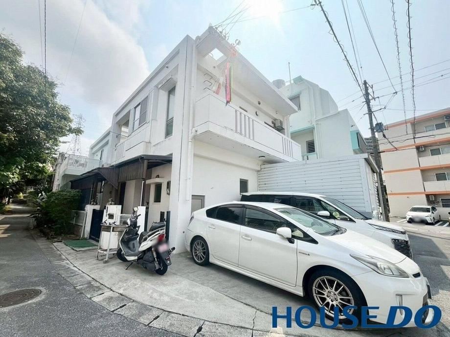 3LDK house in Urasoe, Okinawa - Photo 1