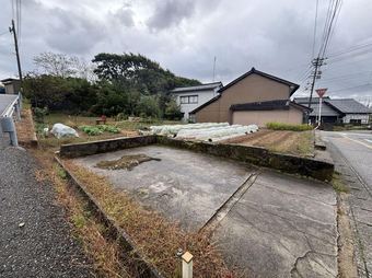 plot of land in Hakui District