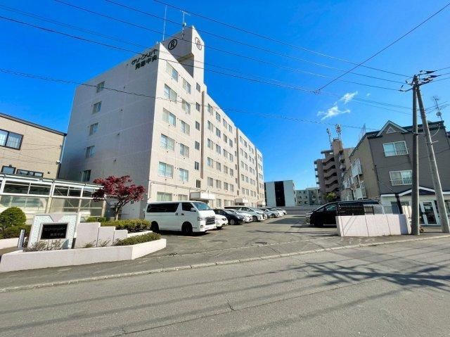 4LDK apartment in Nishi Ward, Sapporo, Hokkaido - Photo 1