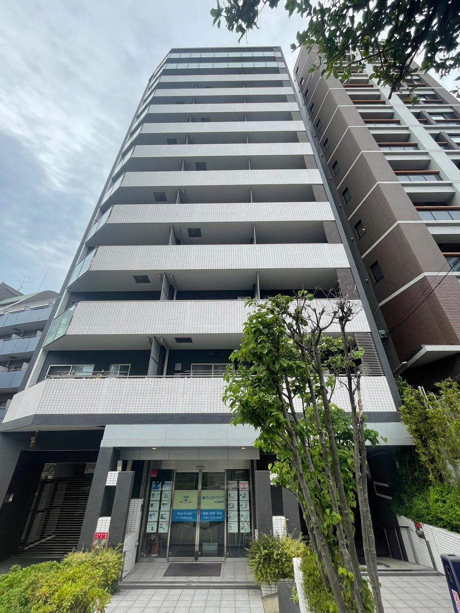 1LDK apartment in Shinjuku Ward, Tokyo - Photo 1
