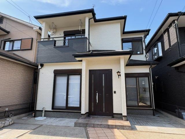 4LDK house in Wakayama, Wakayama - Photo 1