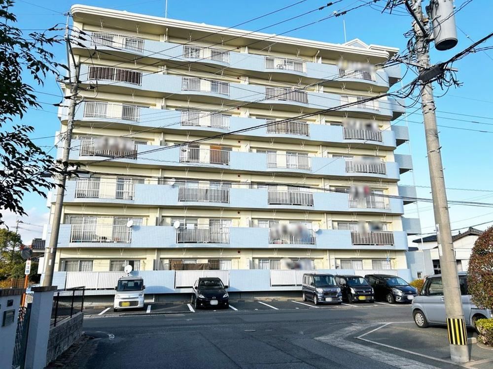 4DK apartment in Yukuhashi, Fukuoka - Photo 1