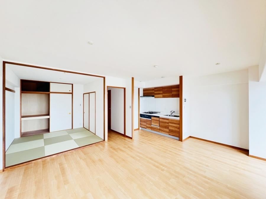 3LDK apartment in Minami Ward, Sagamihara, Kanagawa - Photo 1