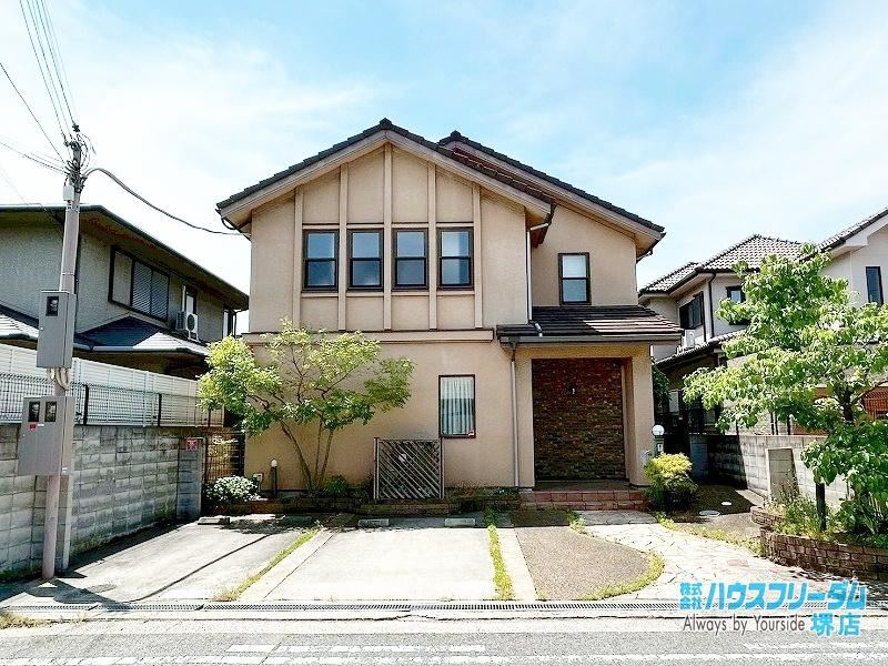 5LDK+S house in Nishi Ward, Sakai, Osaka - Photo 1