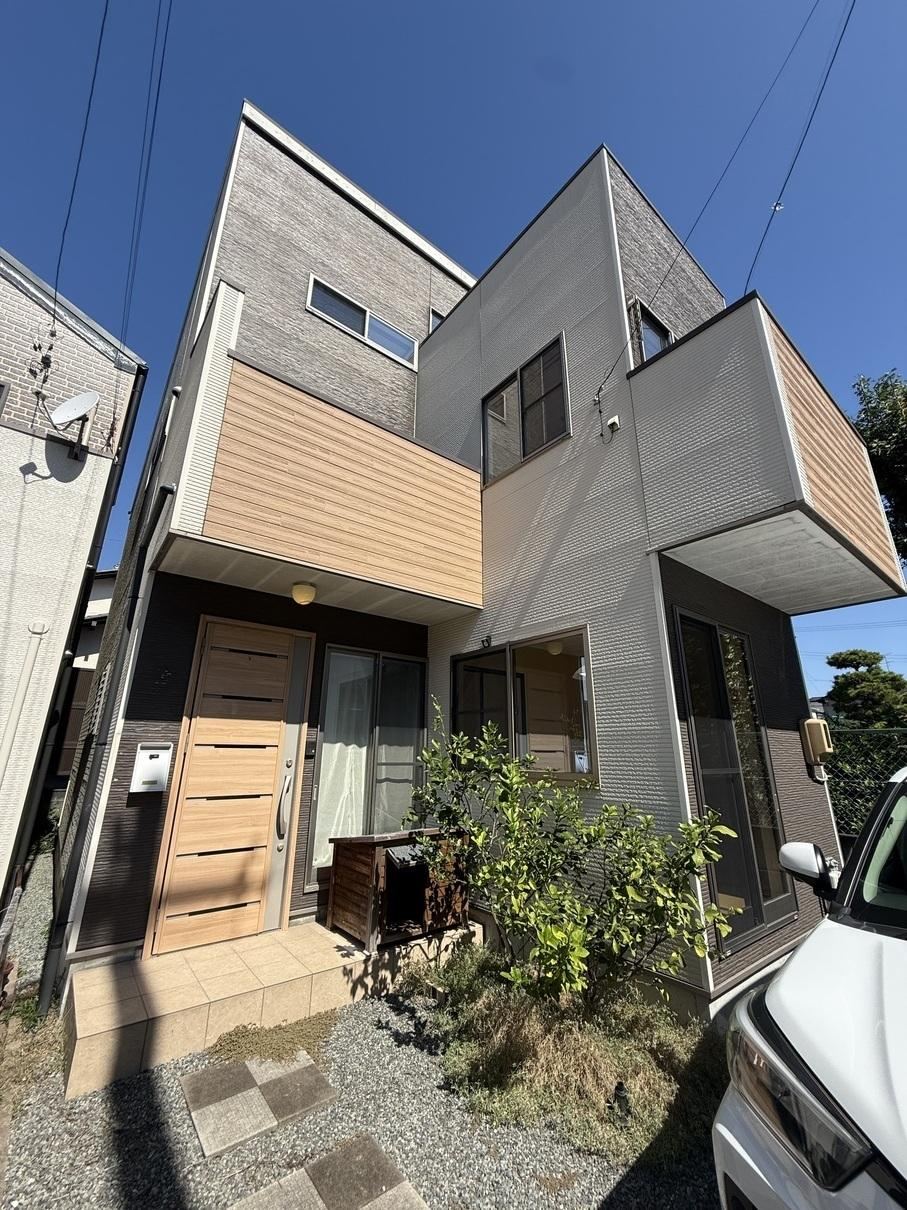 4LDK+S house in Shimizu Ward, Shizuoka - Photo 1