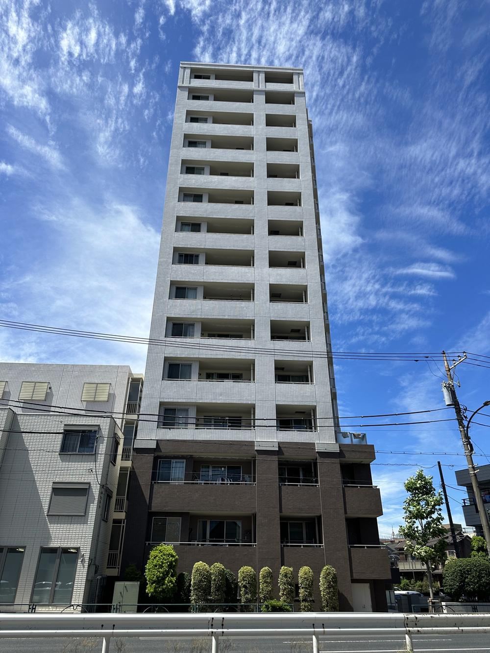 4LDK apartment in Edogawa Ward, Tokyo - Photo 1