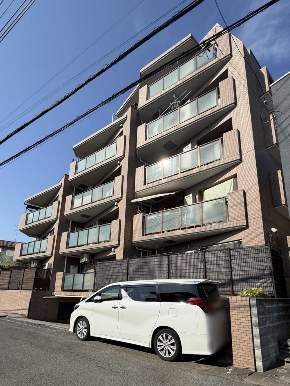 2LDK apartment in Miyamae Ward, Kawasaki, Kanagawa - Photo 1