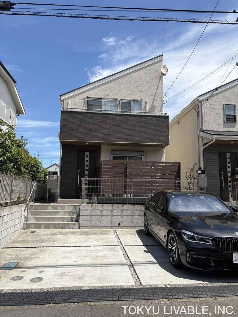 4LDK house in Aoba Ward, Yokohama, Kanagawa - Photo 1