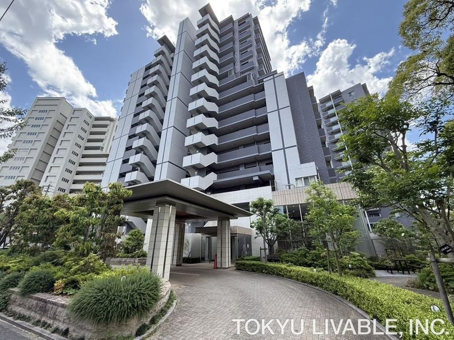2LDK apartment in Higashi Ward, Nagoya, Aichi - Photo 1