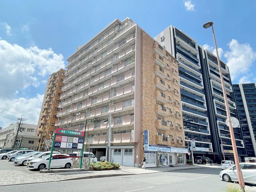 2LDK apartment in Kokurakita Ward, Kitakyushu, Fukuoka - Photo 1
