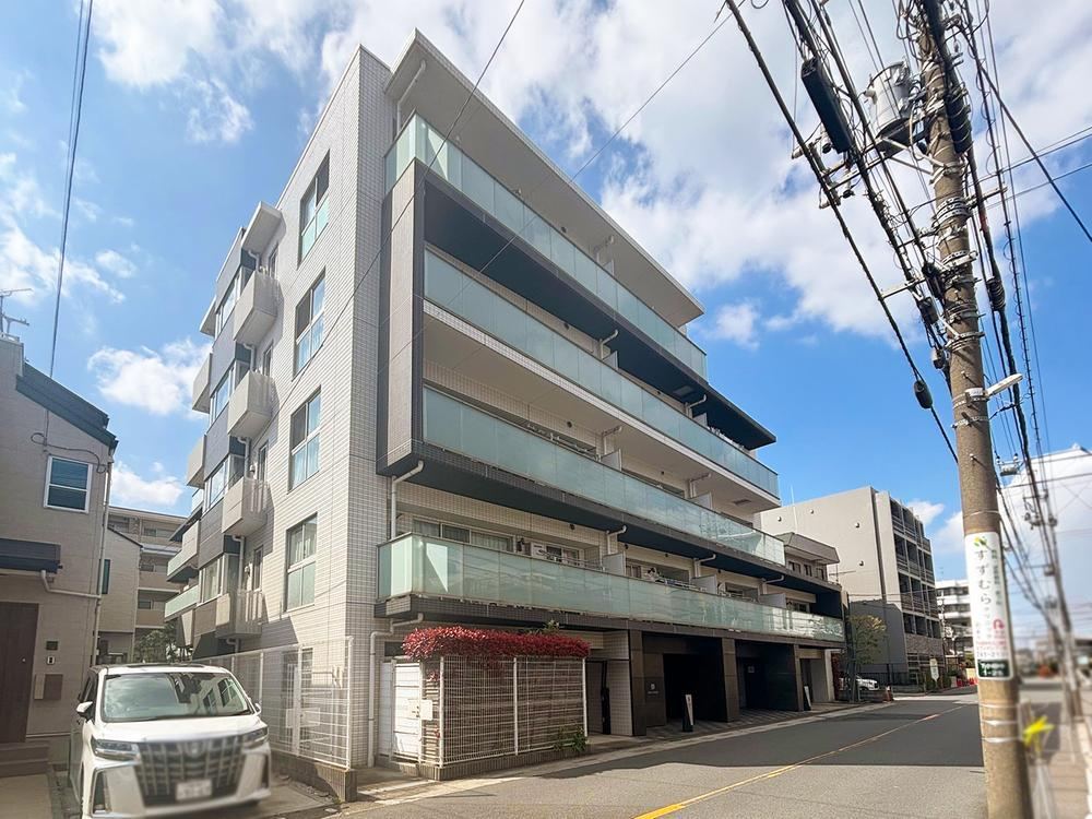 2LDK+S apartment in Nakahara Ward, Kawasaki, Kanagawa - Photo 1