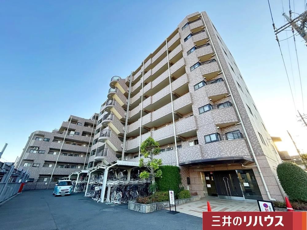 3LDK apartment in Tokorozawa, Saitama - Photo 1
