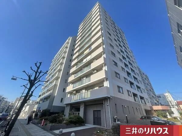 2LDK+S apartment in Hiratsuka, Kanagawa - Photo 1