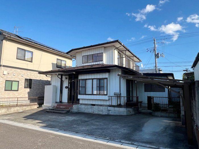 5LDK house in Tomiya, Miyagi - Photo 1