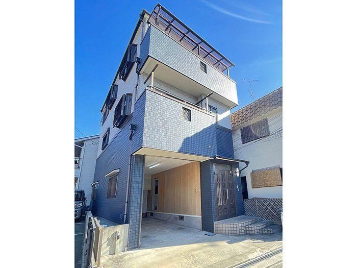 4LDK house in Amagasaki, Hyogo - Photo 1