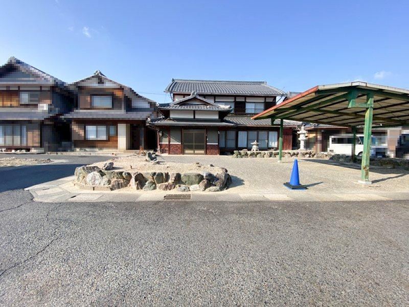 9DK house in Kusatsu, Shiga - Photo 1