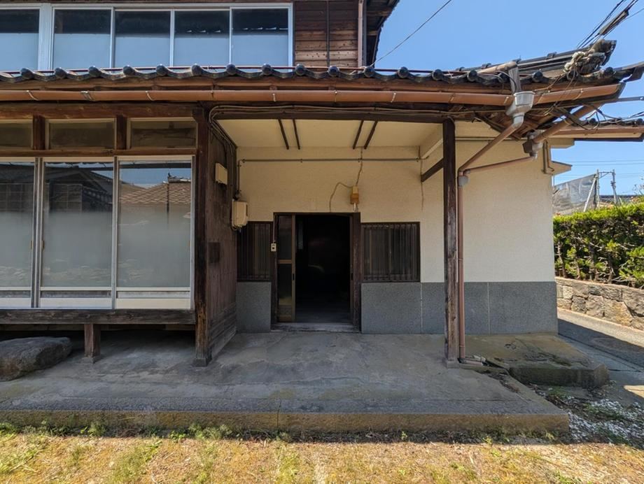 6LDK house in Yurihama, Tohaku District, Tottori - photo 1