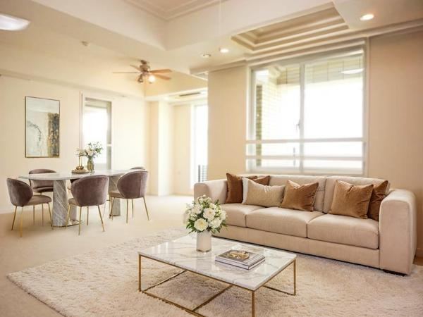 2LDK apartment in Minato Ward, Tokyo - Photo 1