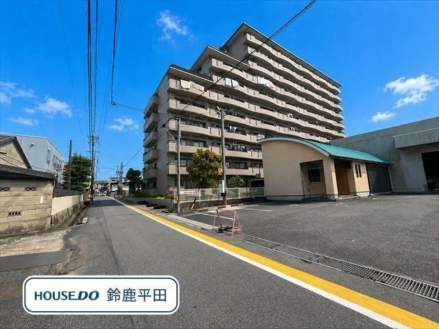 3LDK apartment in Yokkaichi, Mie - Photo 1