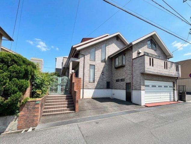 9LDK+S house in Fukuyama, Hiroshima - Photo 1