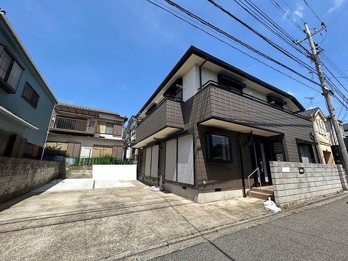 5LDK+S house in Kamagaya, Chiba - Photo 1