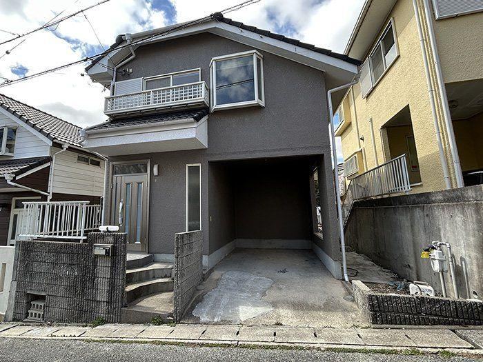 4LDK house in Suma Ward, Kobe, Hyogo - Photo 1