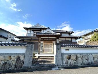 4LDK+S house in Kama