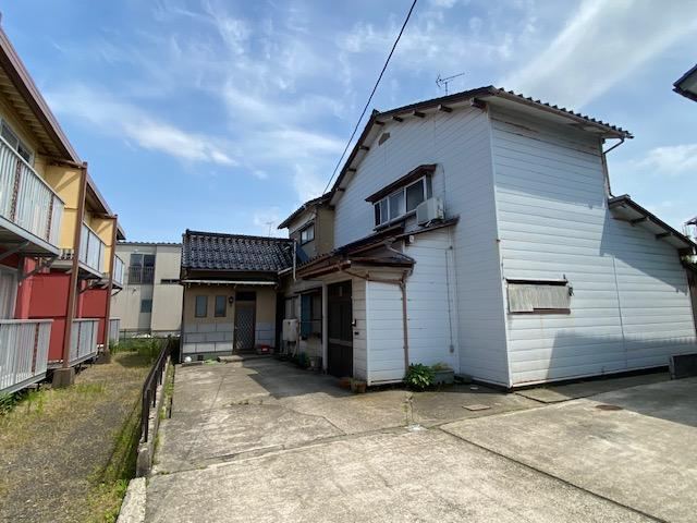 294 m² land in Kanazawa, Ishikawa - Photo 1