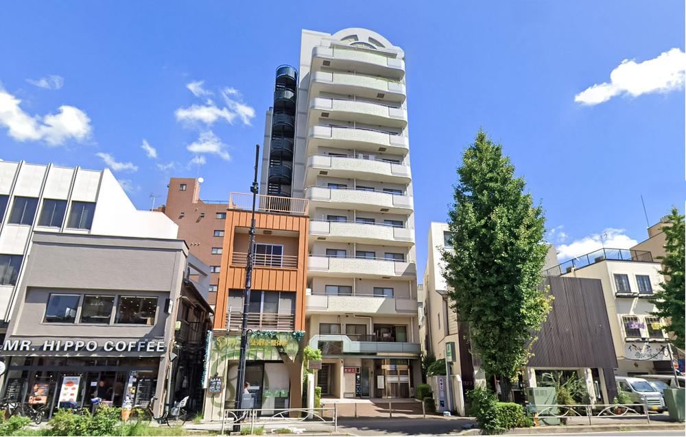 2LDK apartment in Itabashi Ward, Tokyo - Photo 1