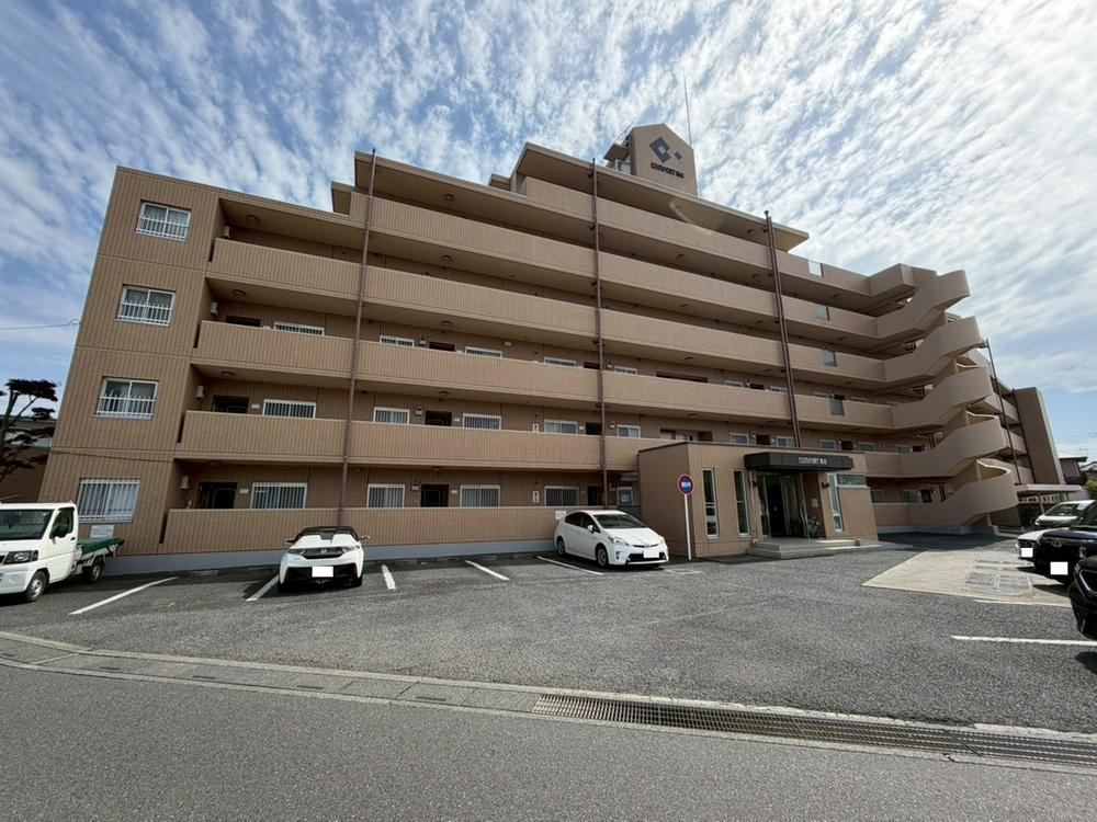 3LDK apartment in Kumagaya, Saitama - Photo 1