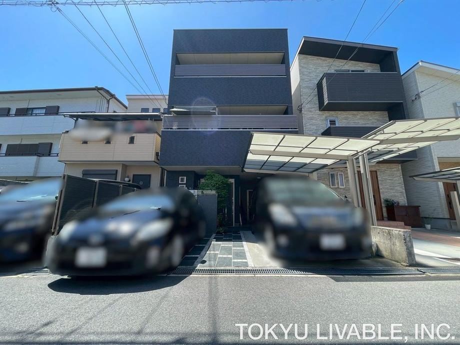5LDK house in Higashiosaka, Osaka - Photo 1