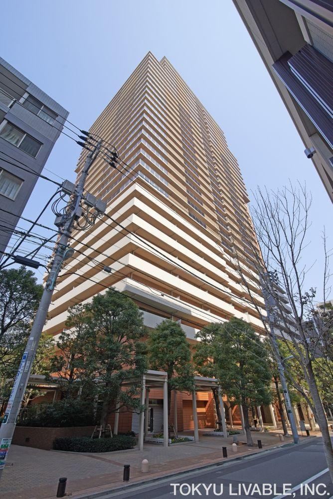 3LDK apartment in Chuo Ward, Tokyo - Photo 1