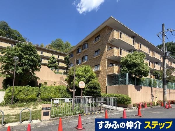3LDK apartment in Yamashina Ward, Kyoto - Photo 1