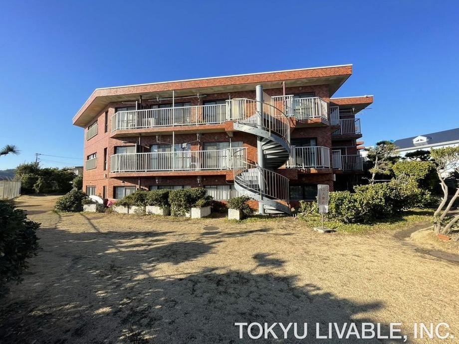 5LDK apartment in Kamakura, Kanagawa - Photo 1