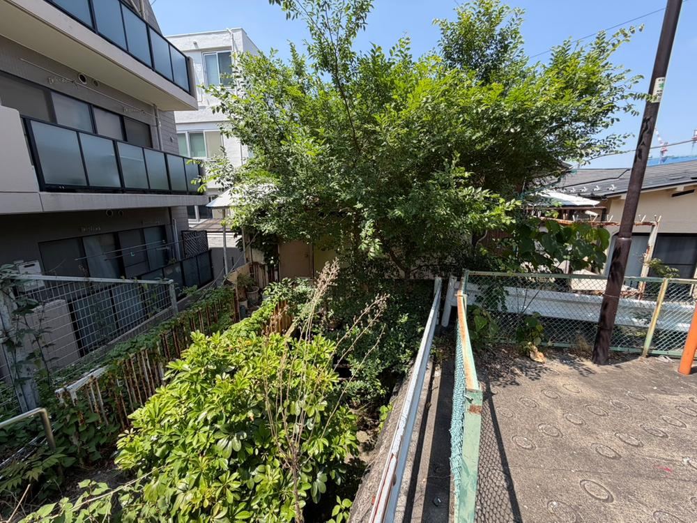 109 m² land in Shinjuku Ward, Tokyo - Photo 1