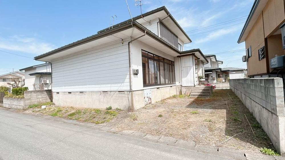 5LDK house in Yonezawa, Yamagata - Photo 1