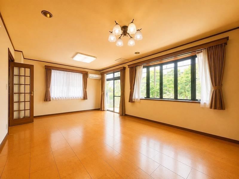 5DK+S house in Nerima Ward, Tokyo - Photo 1
