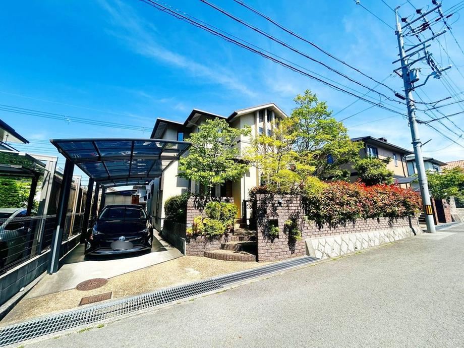 4LDK+S house in Mino, Osaka - Photo 1
