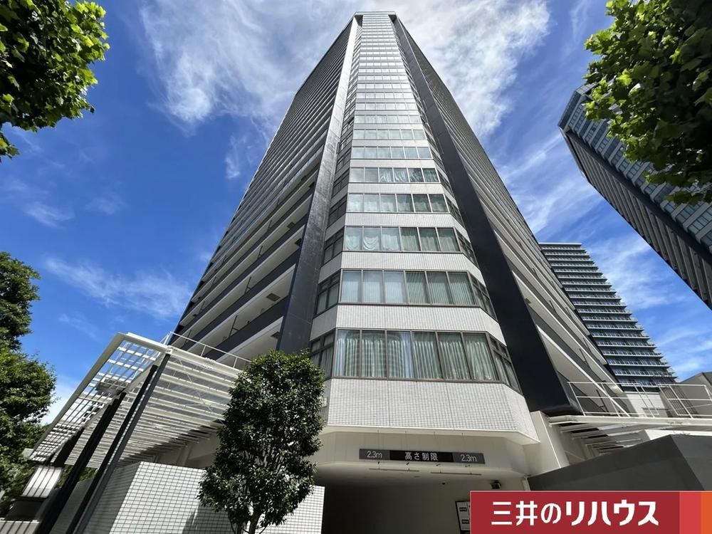 3LDK apartment in Nishi Ward, Yokohama, Kanagawa - Photo 1