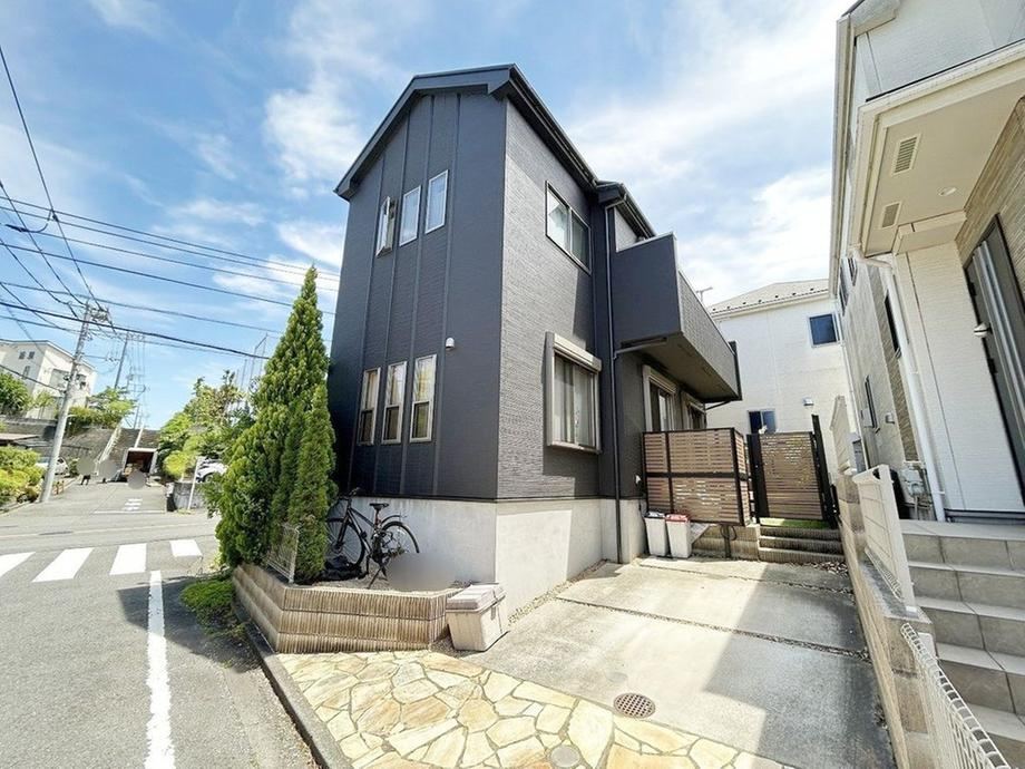 4LDK house in Tama, Tokyo - Photo 1