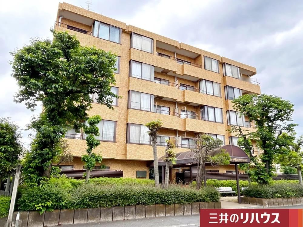3LDK apartment in Musashino, Tokyo - Photo 1