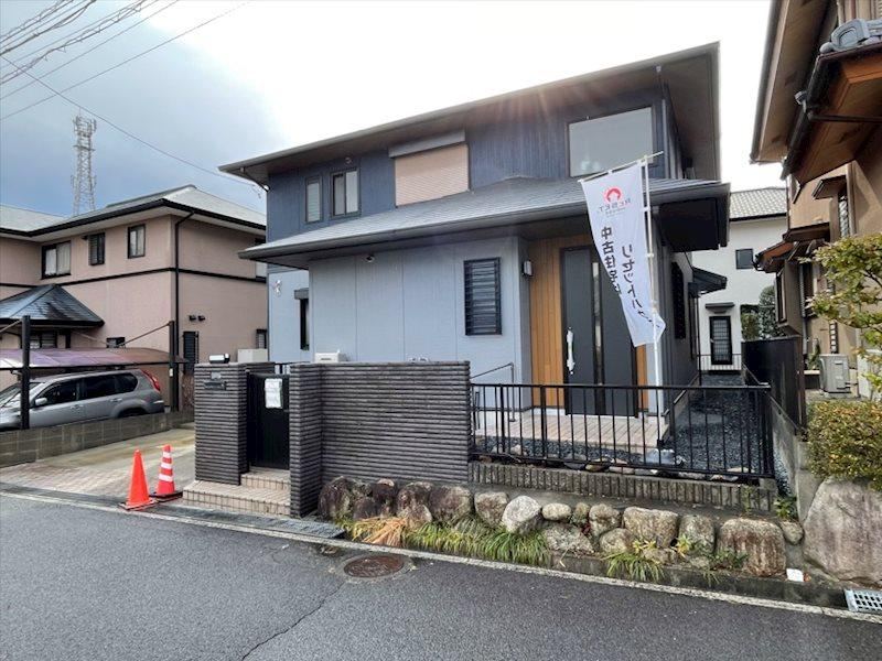 4LDK+S house in Kuwana, Mie - Photo 1
