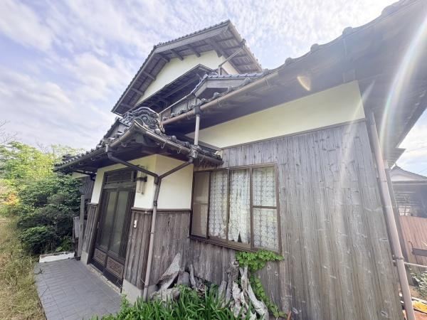9DK house in Yonago, Tottori - Photo 1