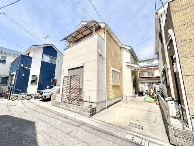 3LDK house in Adachi Ward, Tokyo - Photo 1