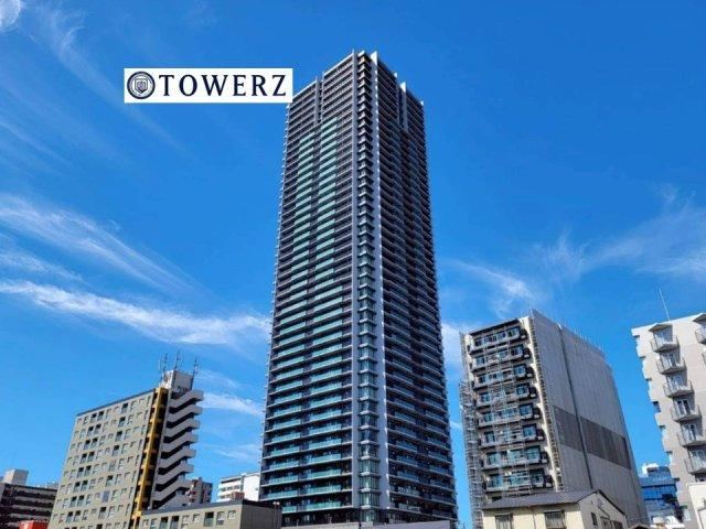 2LDK apartment in Nishi Ward, Osaka - Photo 1
