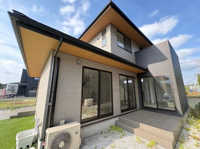 4LDK house in Sodegaura, Chiba - Photo 1