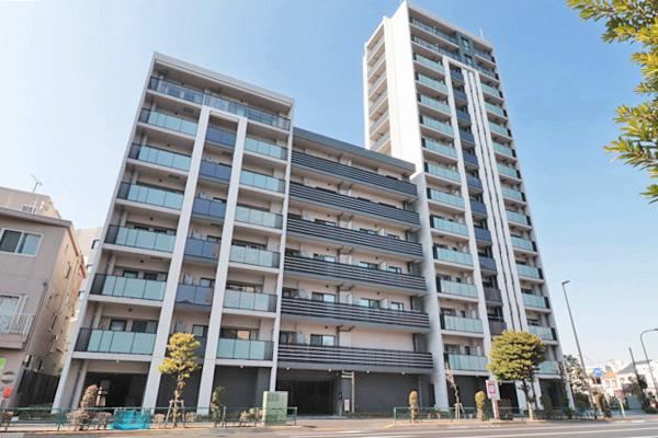 3LDK apartment in Katsushika Ward, Tokyo - Photo 1