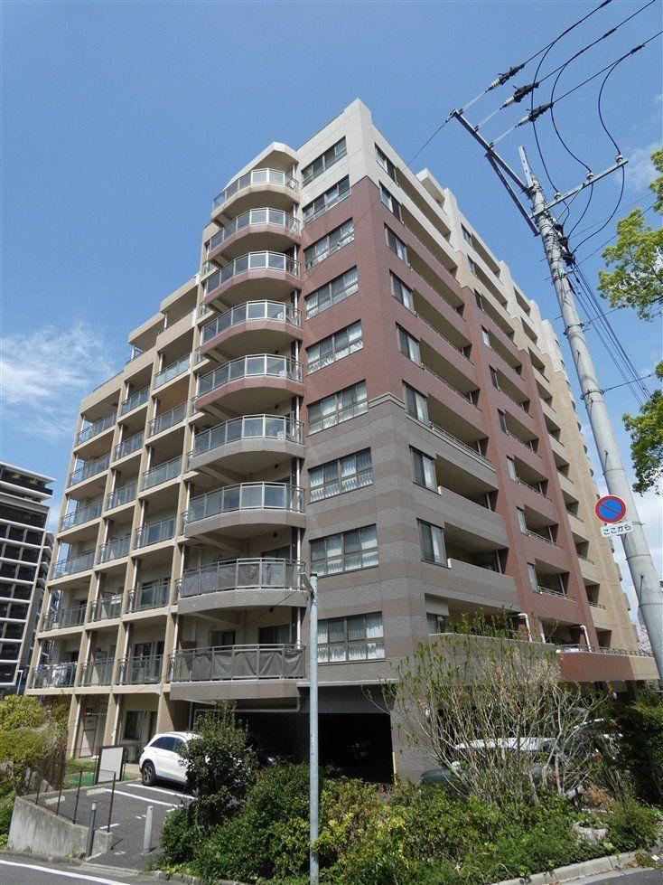 2LDK+S apartment in Yahatanishi Ward, Kitakyushu, Fukuoka - Photo 1