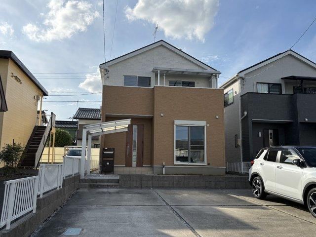 4LDK house in Iwata, Shizuoka - Photo 1