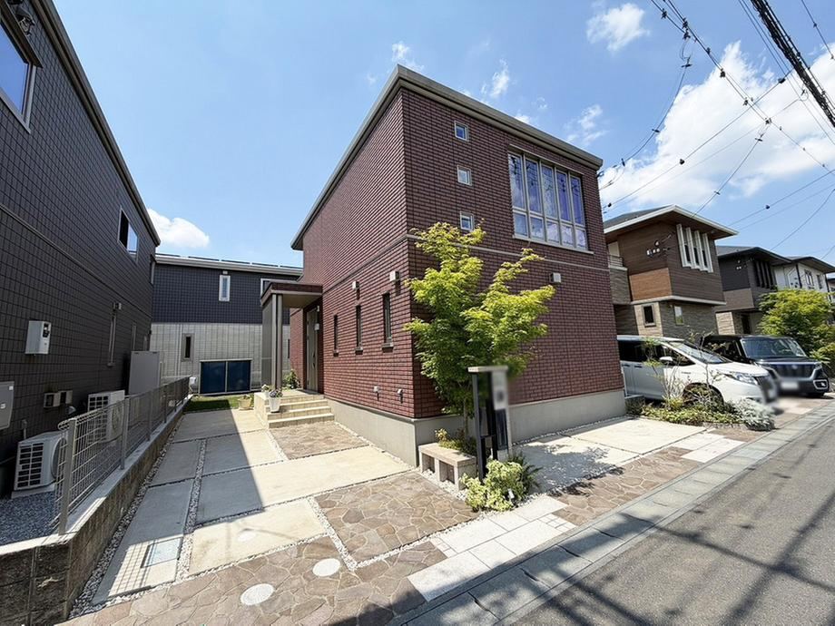 2LDK house in Kashiwa, Chiba - Photo 1